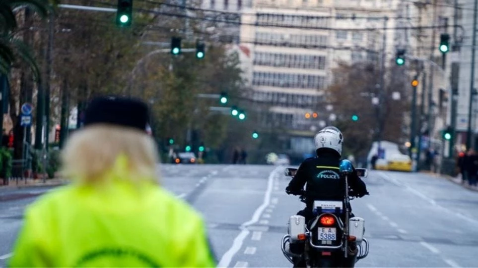 Αυξημένα τα μέτρα της Τροχαίας για την έξοδο του Αγίου Πνεύματος